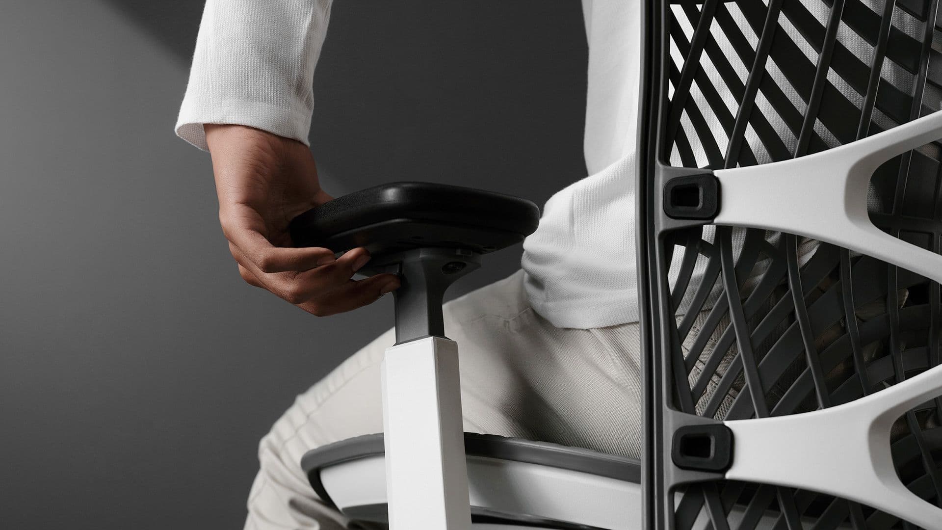 Biurko z elektryczną regulacją wysokości FineWork